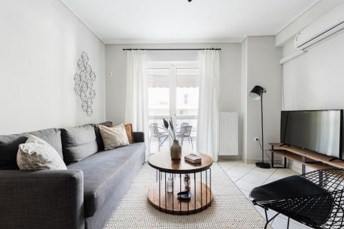 One-Bedroom Apartment image 3