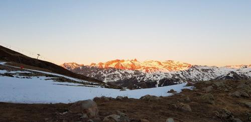 Apartment with 3 bedrooms in Vars with wonderful mountain view balcony and WiFi 2 km from the slopes - image 11