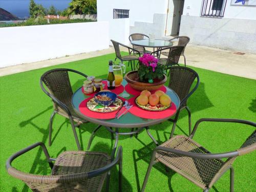 2 bedrooms appartement with sea view and furnished terrace at La Orotava 4 km away from the beach in La Orotava