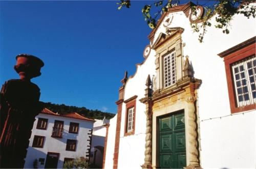 Exterior view, Cozy house with garden in Messines 149 m² mountain view in São Bartolomeu De Messines