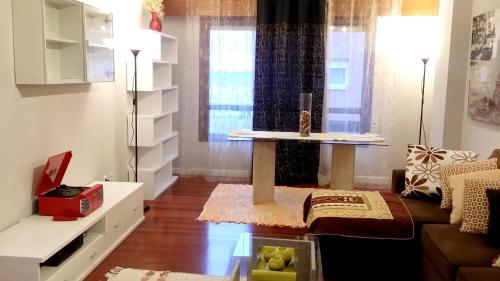 3 bedrooms appartement with balcony and wifi at Santurtzi 6 km away from the beach, Unterkunft in Santurce