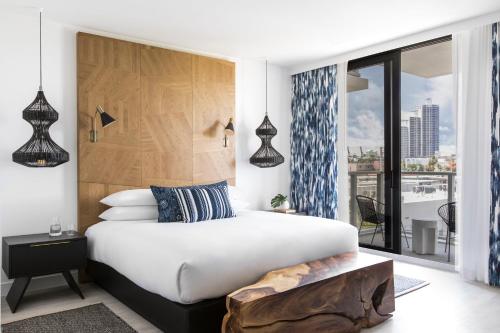279364283 Kimpton Angler’s Hotel South Beach by IHG