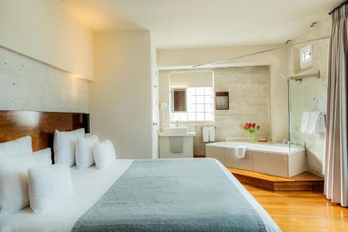 279367631 Palla Boutique Hotel