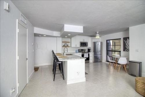 RIV E-410 - Riverside Condominium condo - image 4