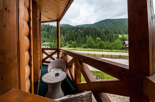 Olga Deluxe in Selo Tatariv