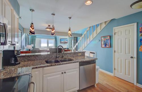 11E Mariners Walk - image 7