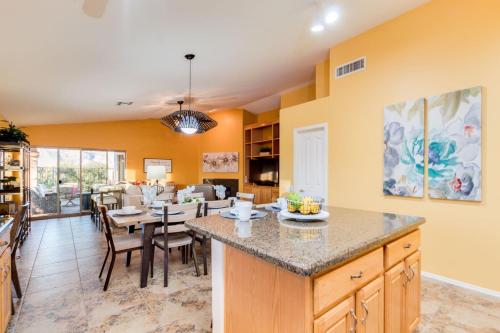 Desert Trail Lane home - image 13