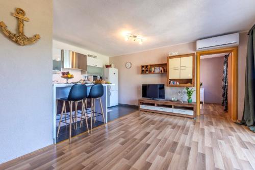 Apartman ELLA