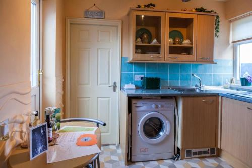 Cocina, Apartment - Sleeps 4 - Pet friendly - Balcony in Guisborough