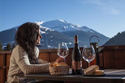 Studio with Mountain View