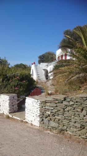 Stunning House in Sifnos Island Chrisopigi