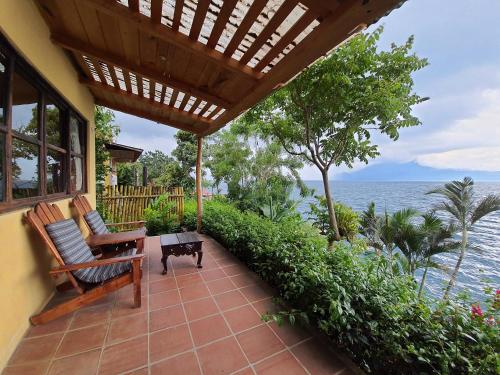 Facilities, Hotel & Restaurante Arca de Noe in Santa Cruz la Laguna