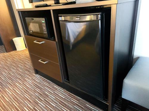 Twin Room - Mobility Access with Bath Tub