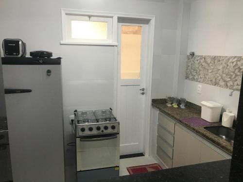 Kitchen, Apartamento com vista para o mar in Praia dos Anjos