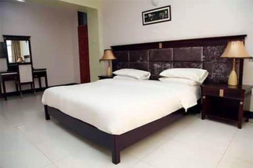 Relax and enjoy the great amenities offered by the 243 Apartments - image 3