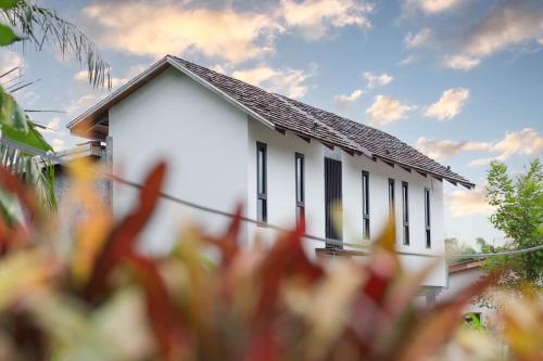 in My place cafotel near Emerald Pool (Sa Morakot)