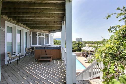 Pelican's Pad #14-9