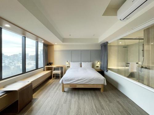 room detail thumbnail 0