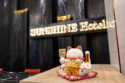 Sunshine Hotel Móng Cái