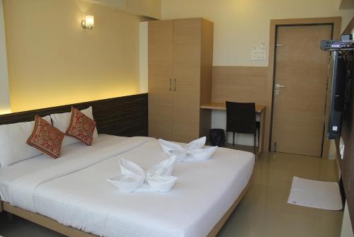 Hotel SaiPrasad Executive Solapur