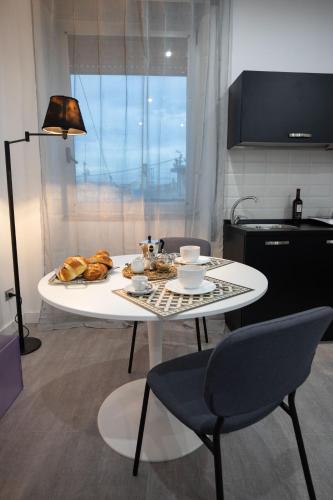 Napolidays Toledo Apartment By Dimorra 2