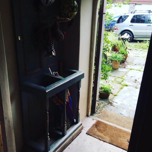 Beautiful 6-Bed Home in Brecon - image 12