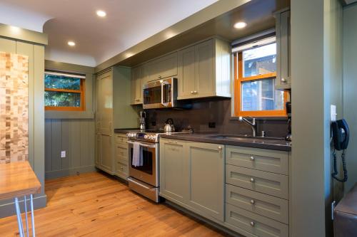 A szálláshely kívülről, Cedar Crest - Mallard Cottage 5 in Homewood (CA)