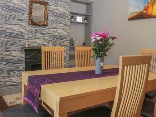 Brinkburn Cottage in เบอร์นิสตัน