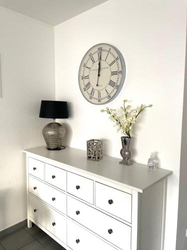 Innenstadt Neumarkt-Schildergasse stylische Wohnung, Cologne (photo 10)