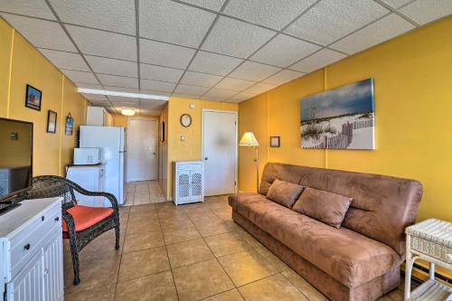 Wildwood Crest Beach Condo Balcony with Ocean Views in Wildwood Crest, USA
