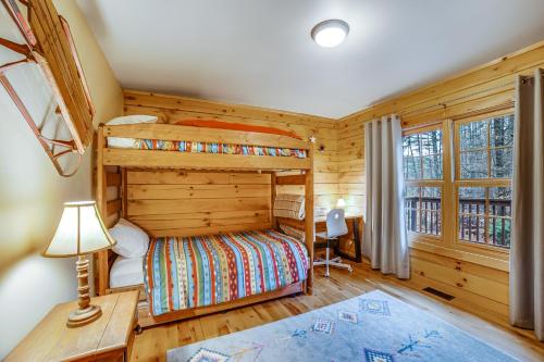 Hideaway Chalet in Chestertown, USA