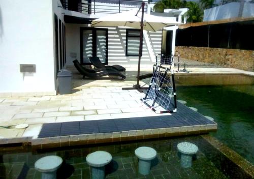 Casa Campestre con Piscina Privada en el Condominio Campestre el Penon