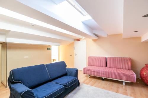 Létesítmények, TOWANDA HOUSE in Sant Just Desvern