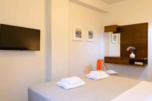 Elounda Colour Apartments - image 3