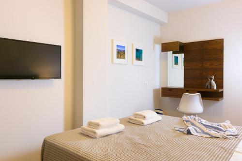 Elounda Colour Apartments - image 10