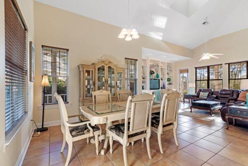 Facilities of Caribe Charming 3 BR 2 and a half BA cottage minutes from the Gulf - image 8
