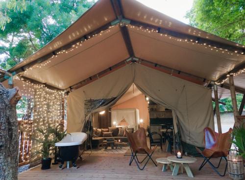 Castlemaine Gardens Luxury Safari Tents