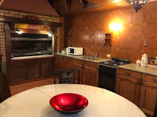 주방, SWEET HOME PATAGONIA in 코모도로 리바다비아