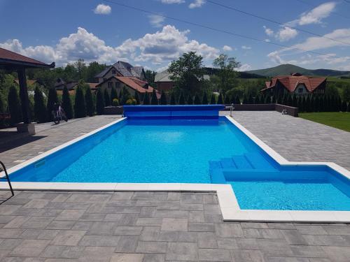 สระว่ายน้ำ, Apartman Nina Zlatibor in ราซัดนิก