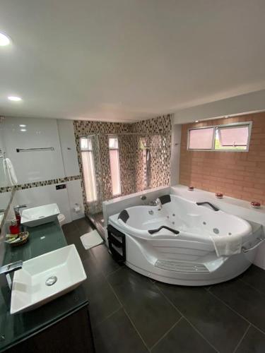 Pezsgőfürdő, Hotel Jade Spa in Santa Rosa De Cabal