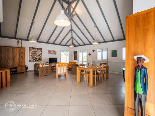 Grande villa avec piscine et jacuzzi, vue mer splendide, proche des plages de Grand Anse et de l'Ans in Terre-de-Haut