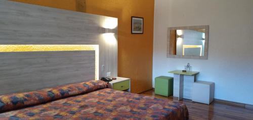 Hotel Gilbert – Mexico City, CT