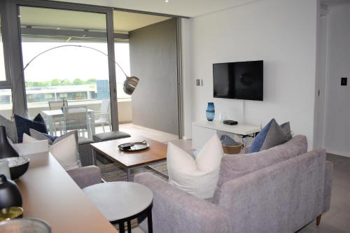 Pebble Beach 303, Sibaya