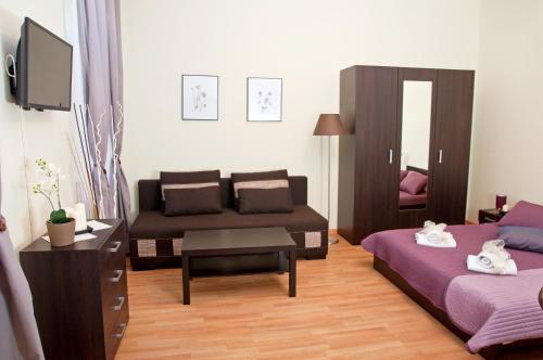 BedRooms Piotrkowska 64 - image 13