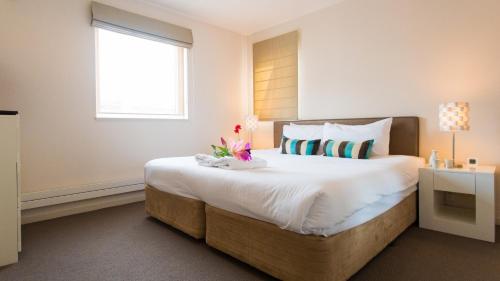 Three-Bedroom Townhouse