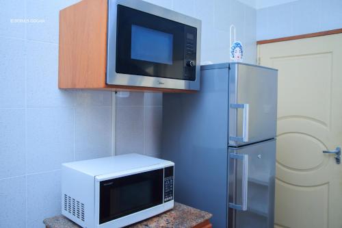 Two-Bedroom Apartment image 4