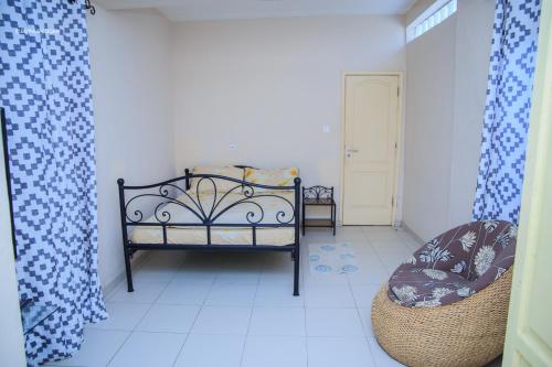 Apartment - Ground Floor image 9