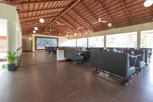 KSTDC Hotel Mayura Yagachi, Belur in Kadur