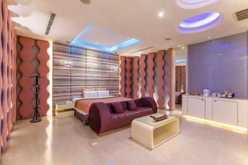 Facilities, Vogue Boutigue Motel near Forest and Bird Garden