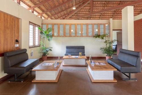 KSTDC Hotel Mayura Yagachi, Belur in Kadur